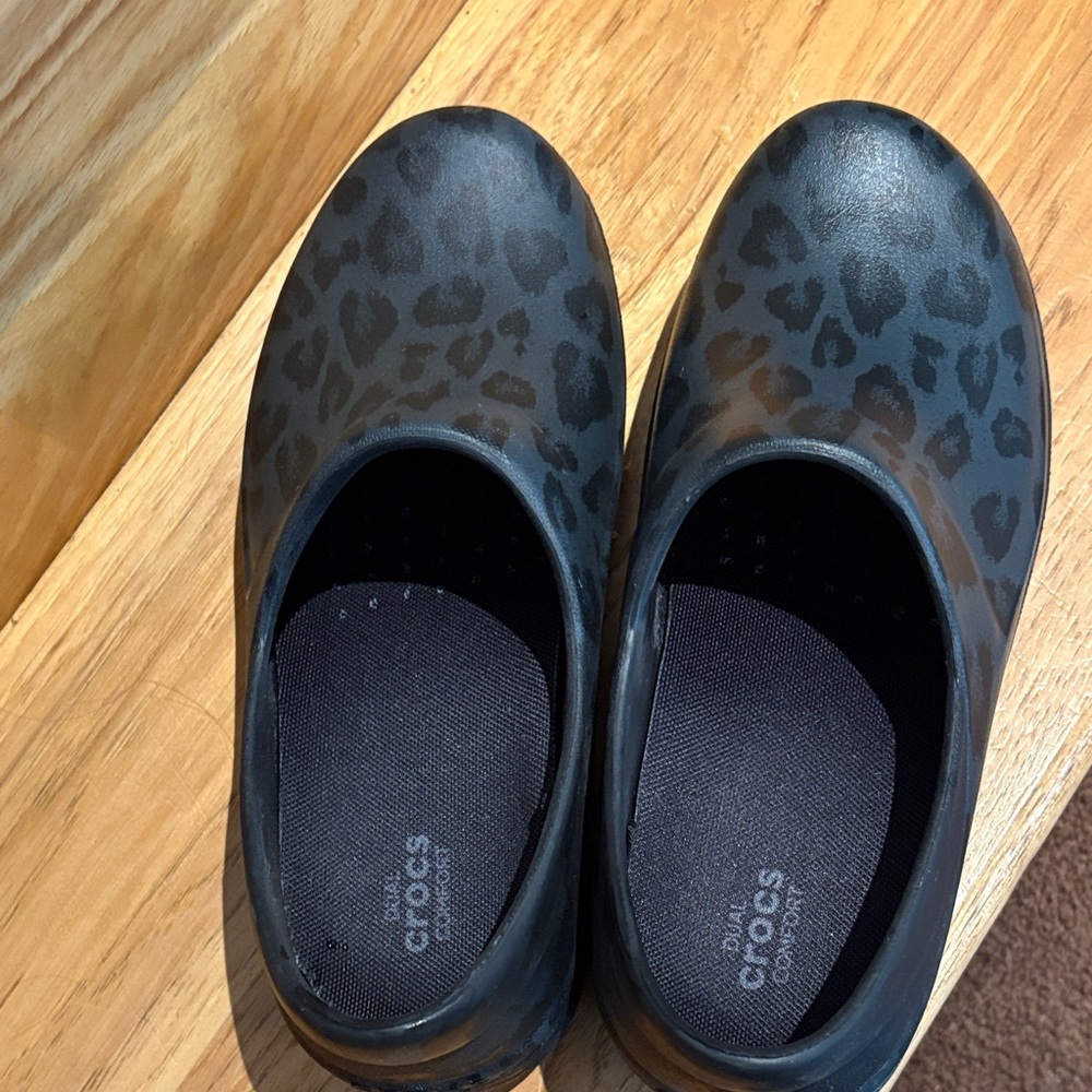CROCS Black Leopard-Print Work Clogs - image 7